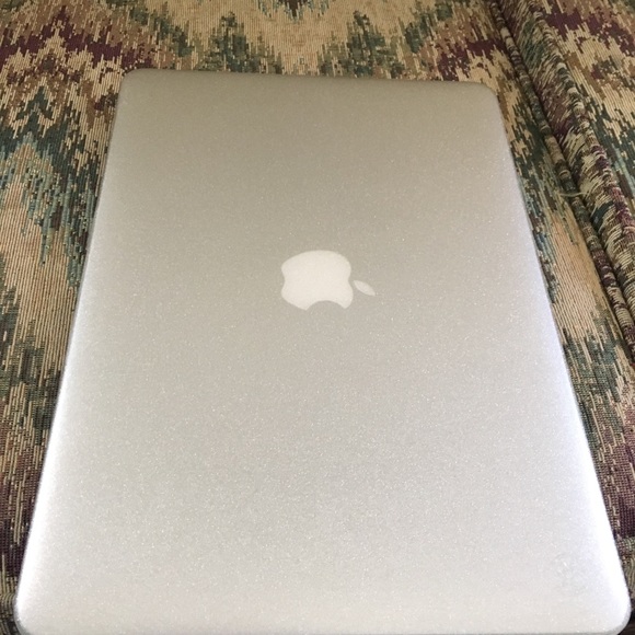 13 inch MacBook Air - Picture 3 of 7